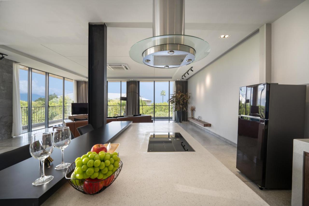The Sense Apartment - Modern, Near My An Beach Da Nang Esterno foto